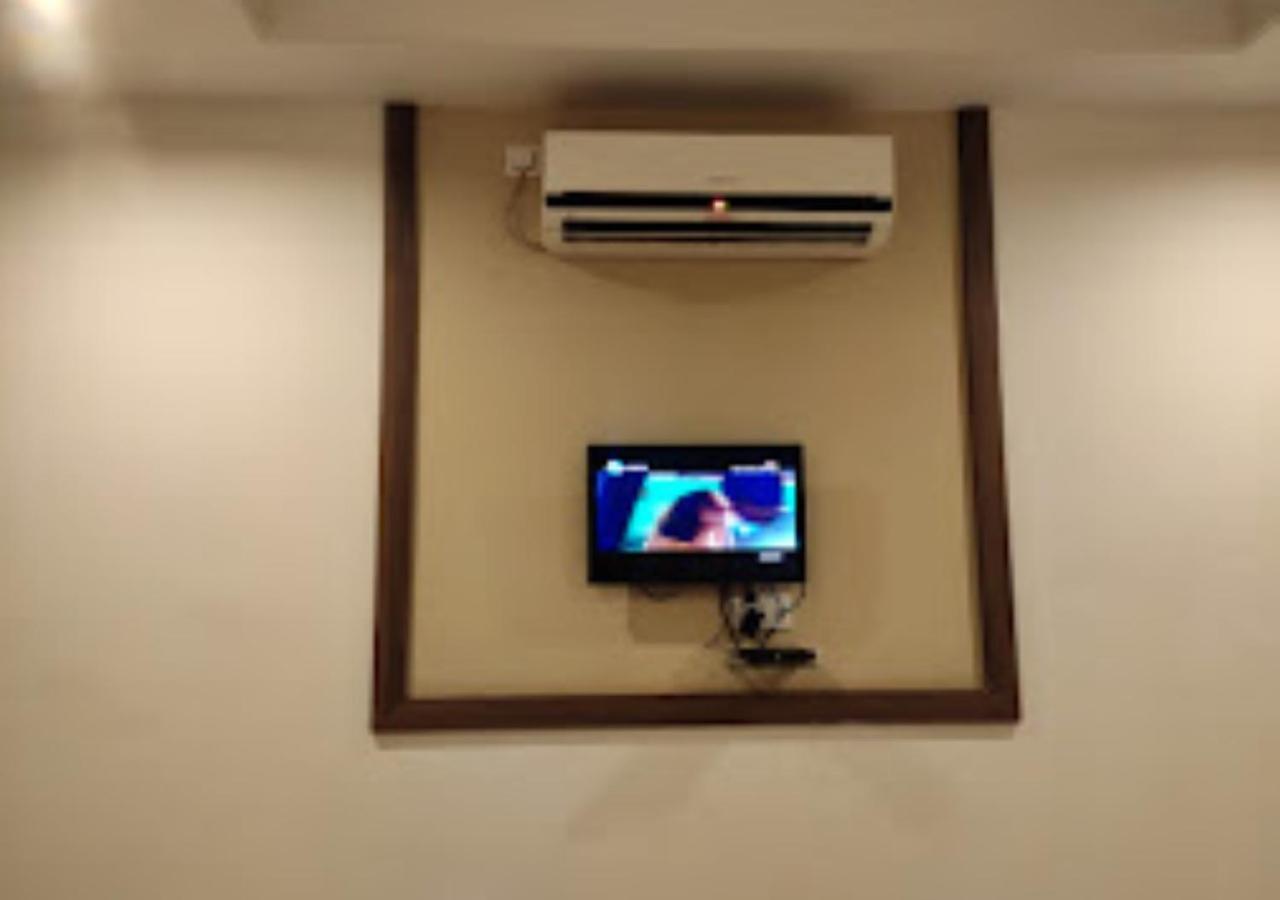 Hotel Jaltarang Kalmath Kankavali Extérieur photo