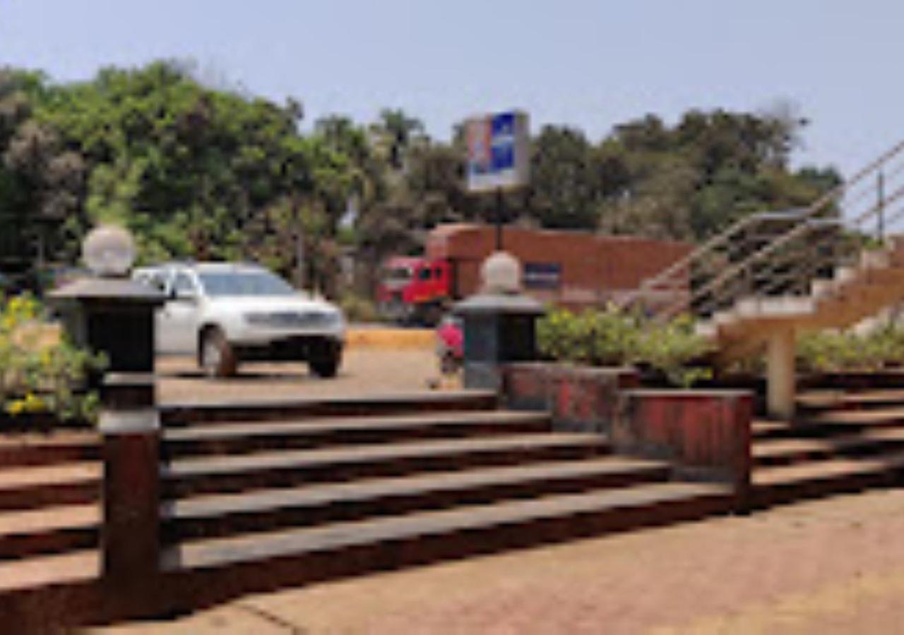Hotel Jaltarang Kalmath Kankavali Extérieur photo
